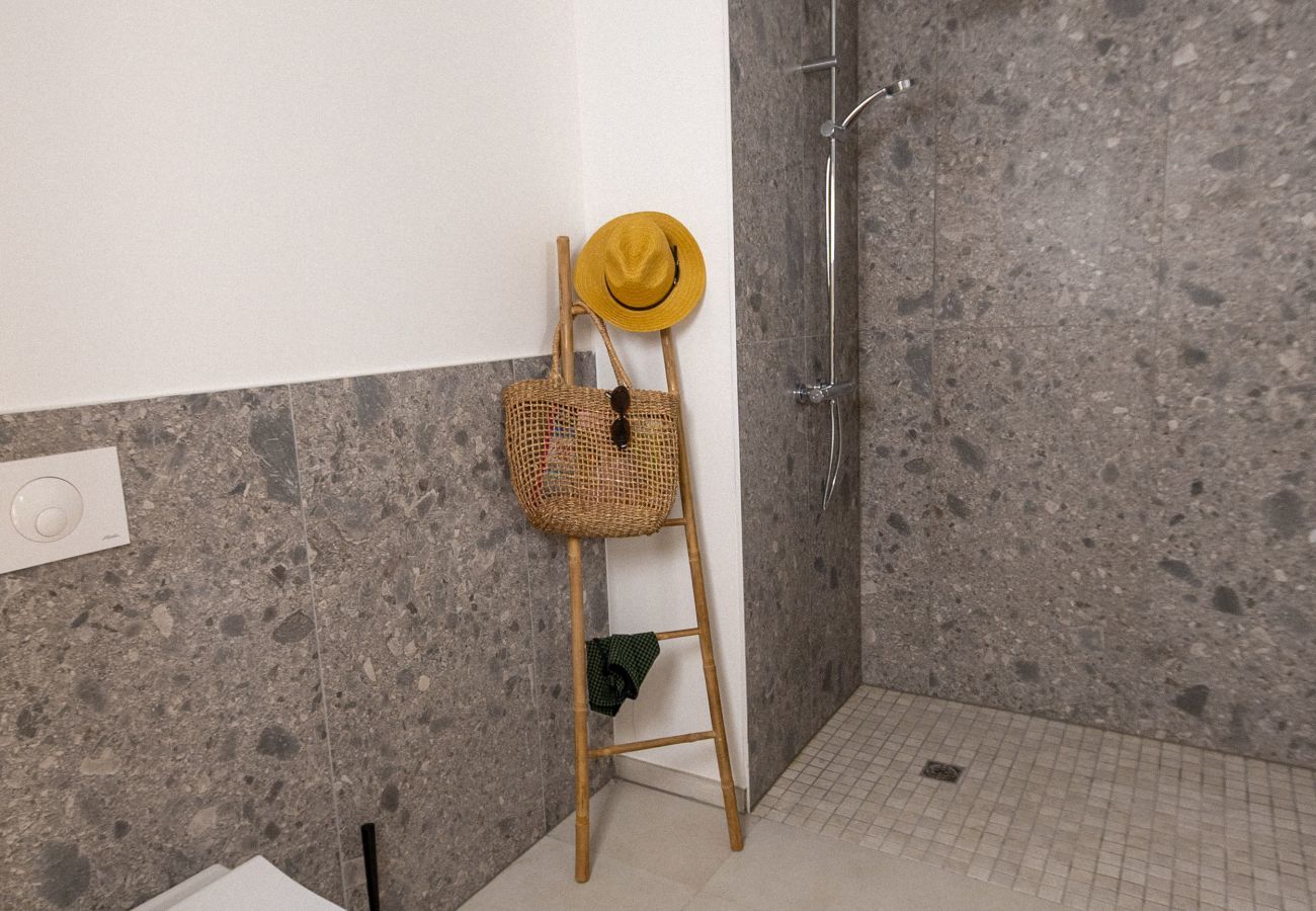 Studio à Biscarrosse - Le Curl - studio pour 2 - piscine commune