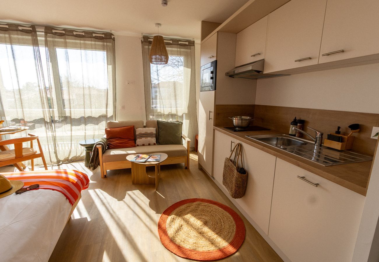 Studio à Biscarrosse - La Houle - studio pour 2 - piscine commune