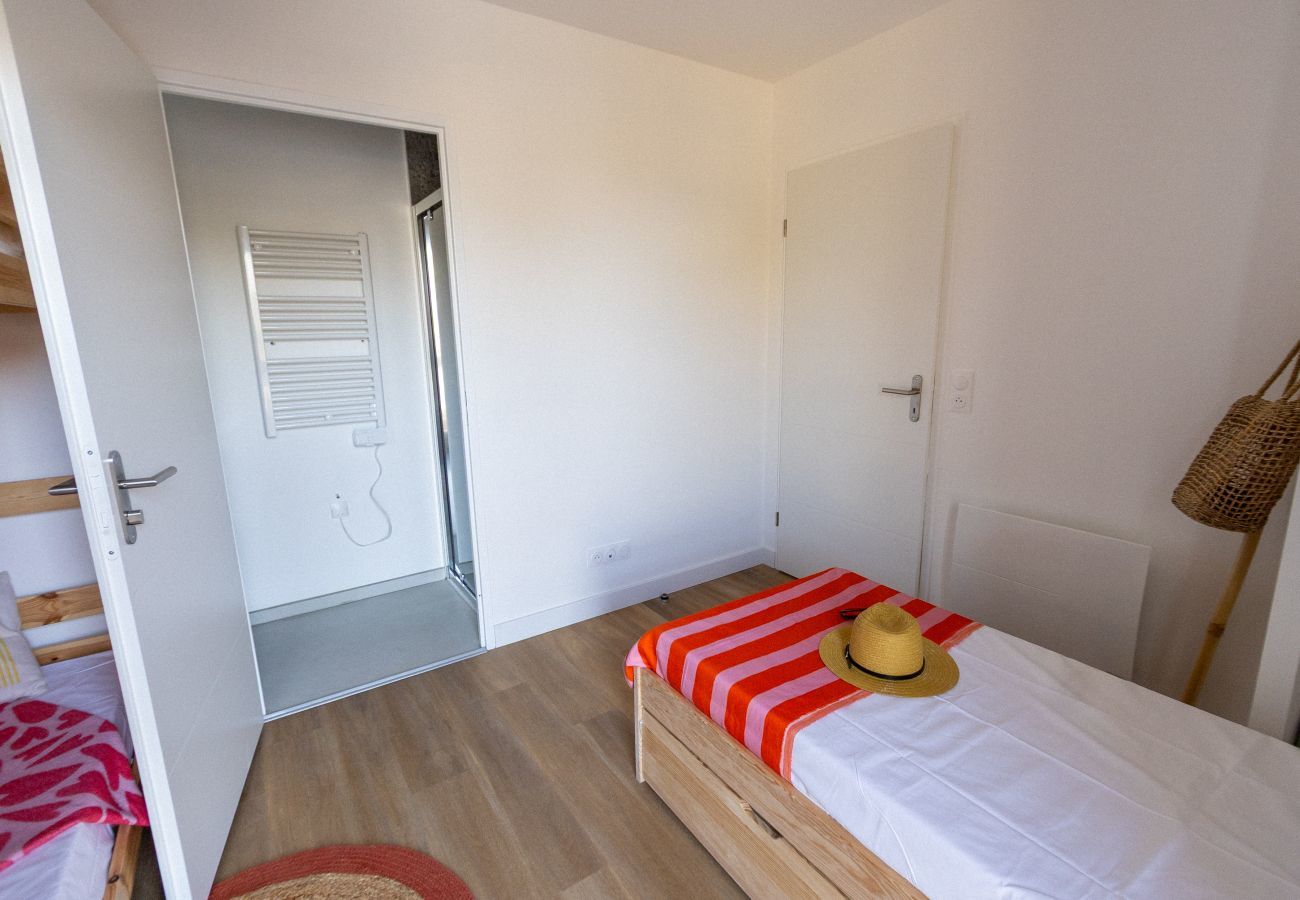 Appartement à Biscarrosse - Peak&Point- appartement pour 6- piscine commune