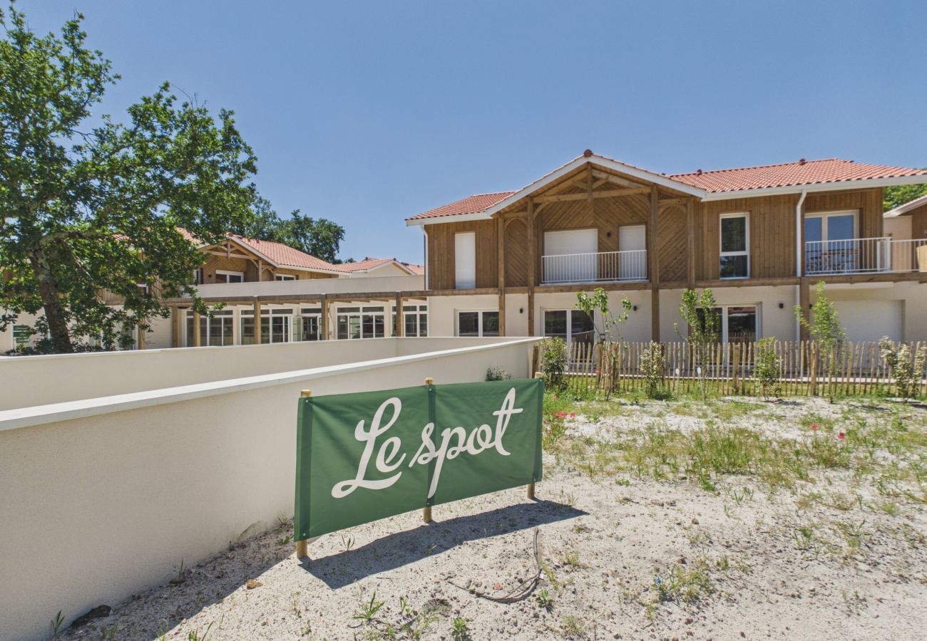 Appartement à Biscarrosse - La vague Dorée- appart pour 6 -piscine commune