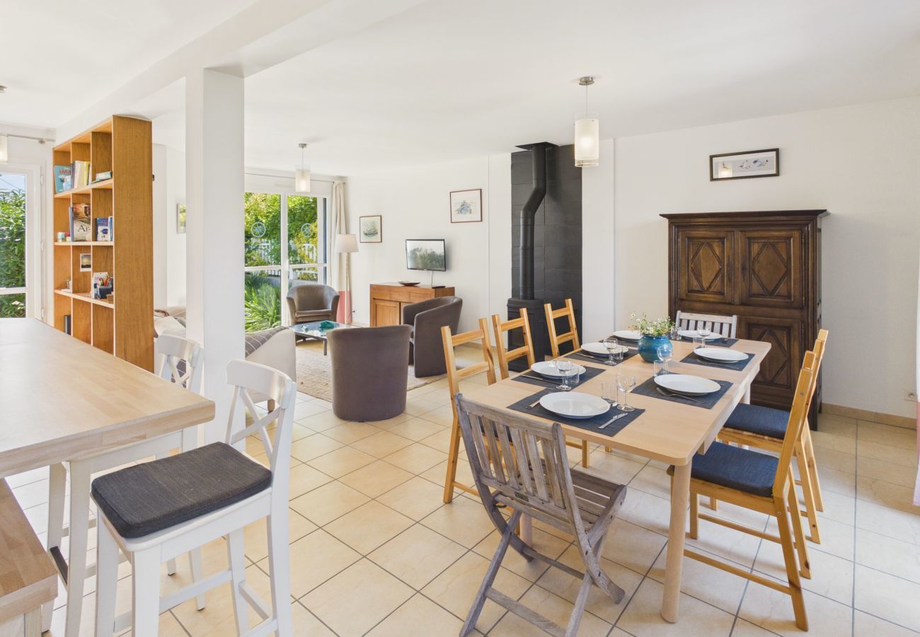 Maison mitoyenne à Le Guilvinec - Maison avec jardin verdoyant • 7 couchages