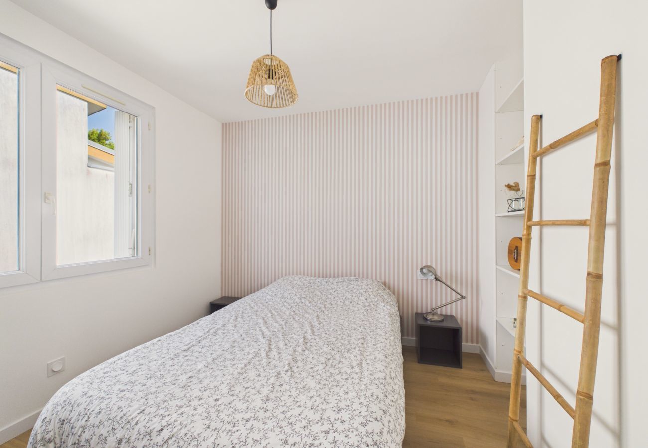 Appartement à Saint-Brevin-les-Pins - Appart. pour 8 à 350 m de la plage - St Brévin