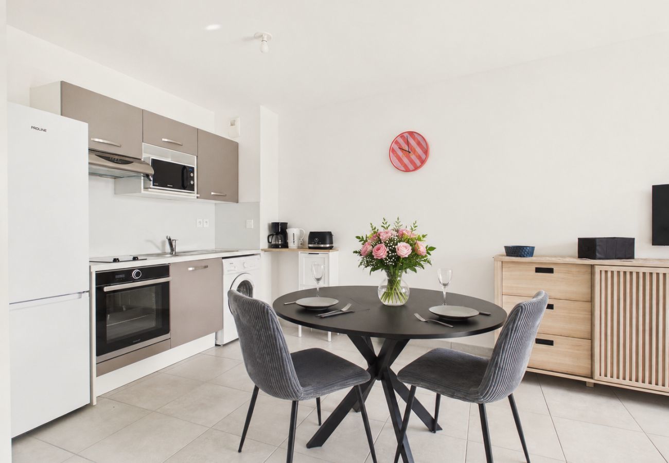 Appartement à Le Pouliguen - 950m de la plage, appartement pour 2 