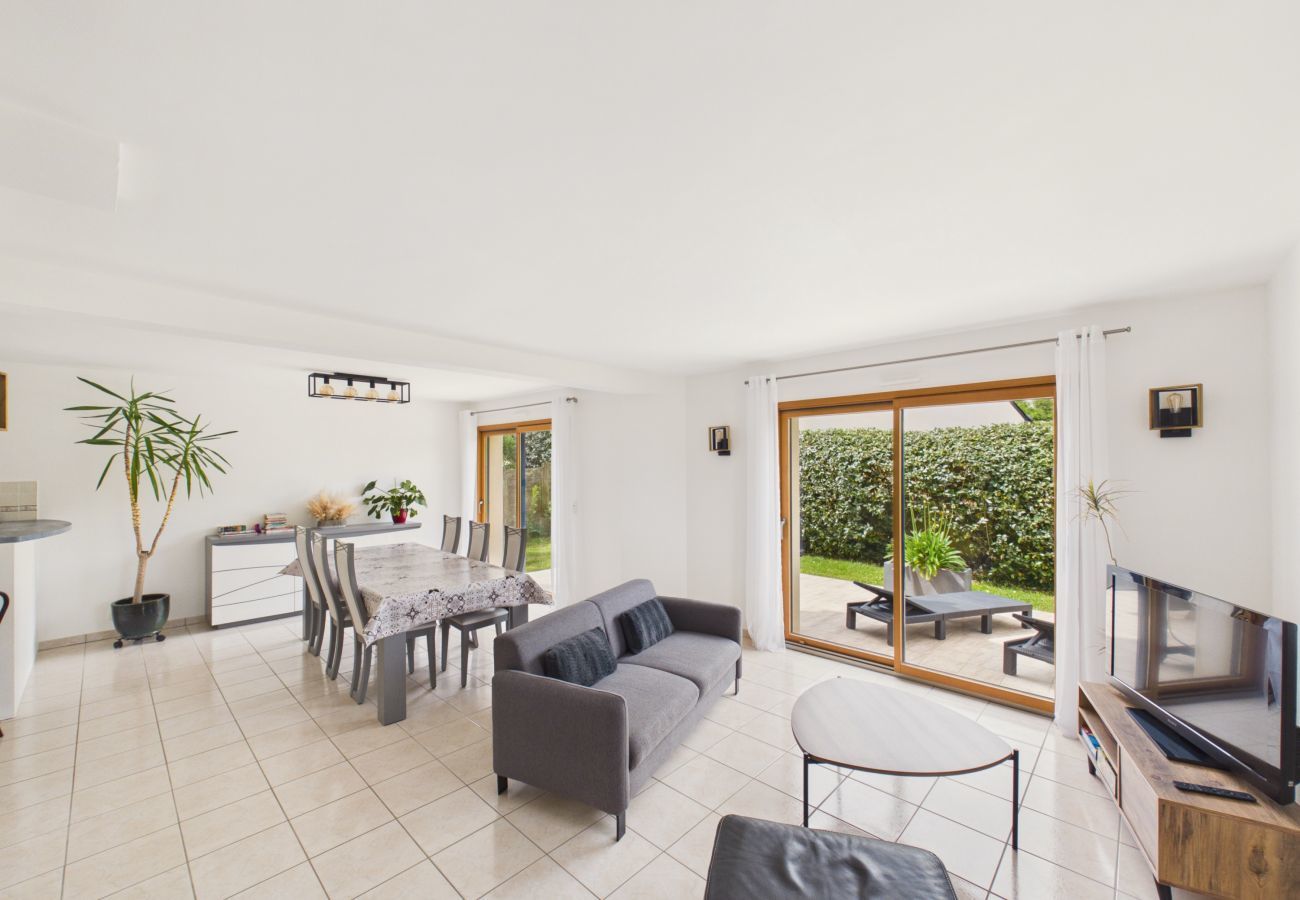 Maison à Baden - Maison avec grand jardin et plancha - 8 pers