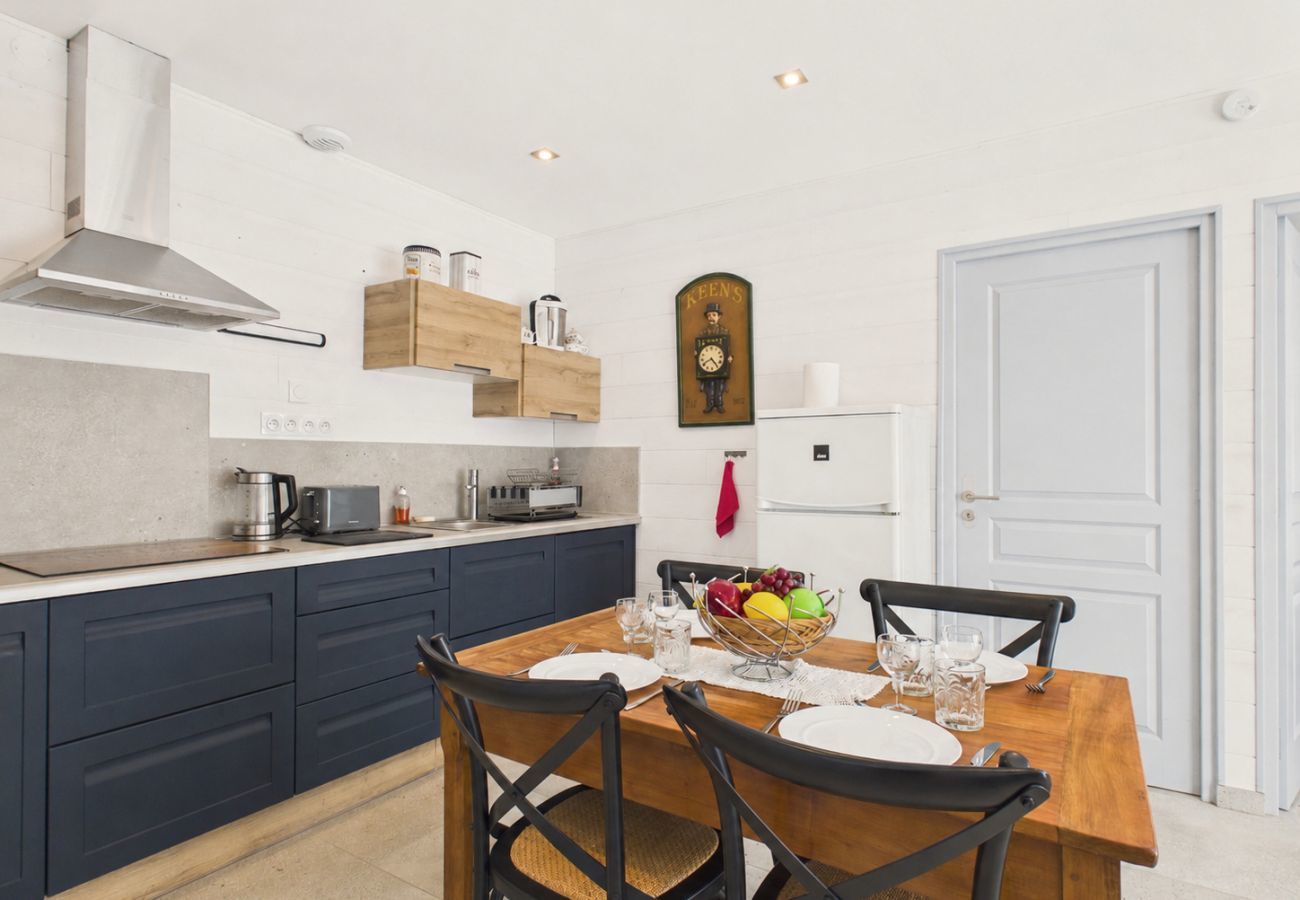 Maison à Le Tour-du-Parc - Entre Golfe et océan, maison avec jardin pour 4 