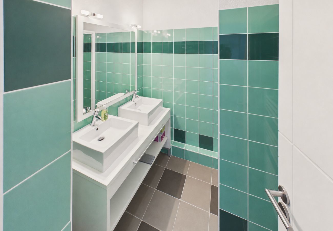 Appartement à Baden - Appartement dans un château avec piscine - 4 pers