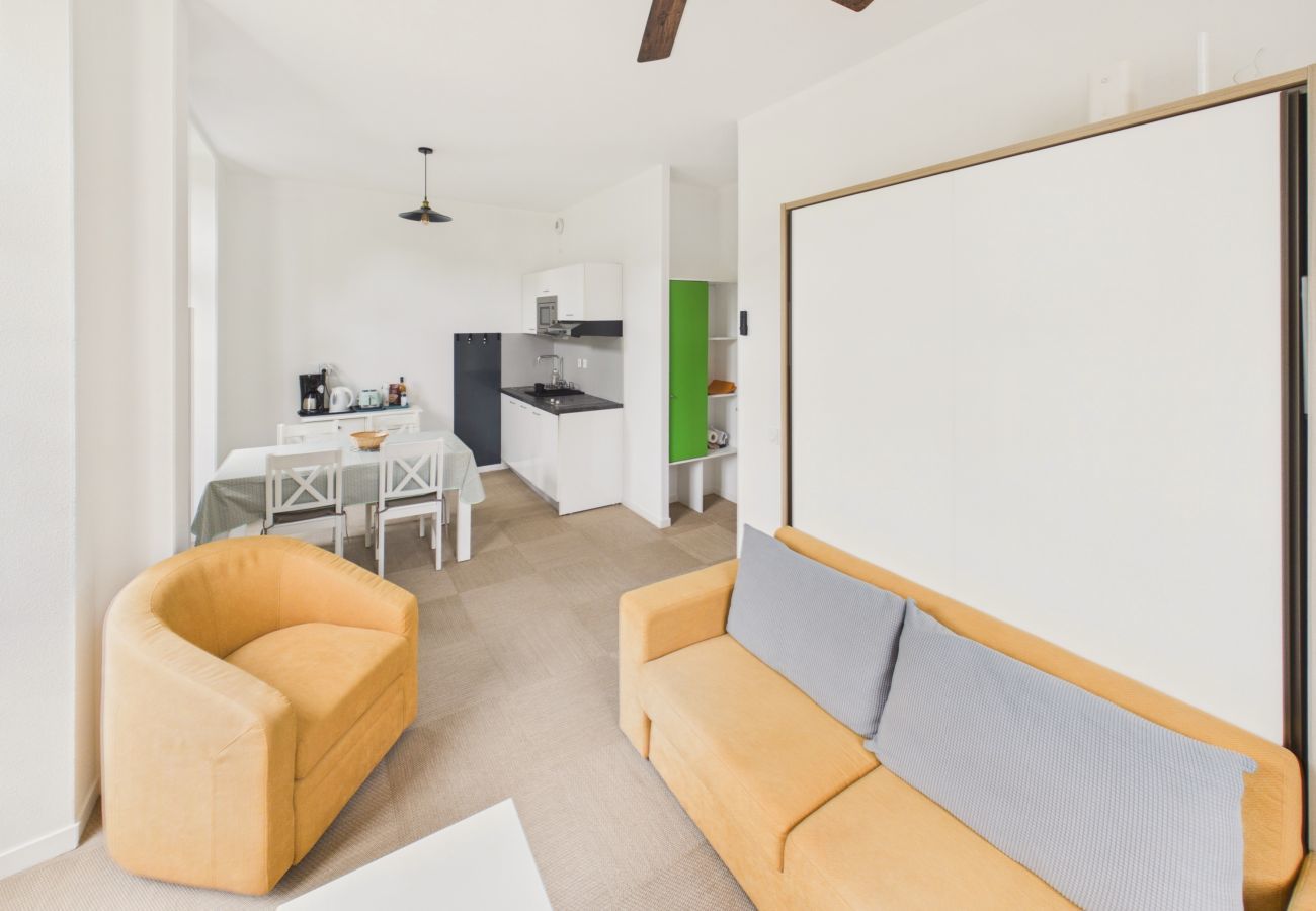 Appartement à Baden - Appartement dans un château avec piscine - 4 pers