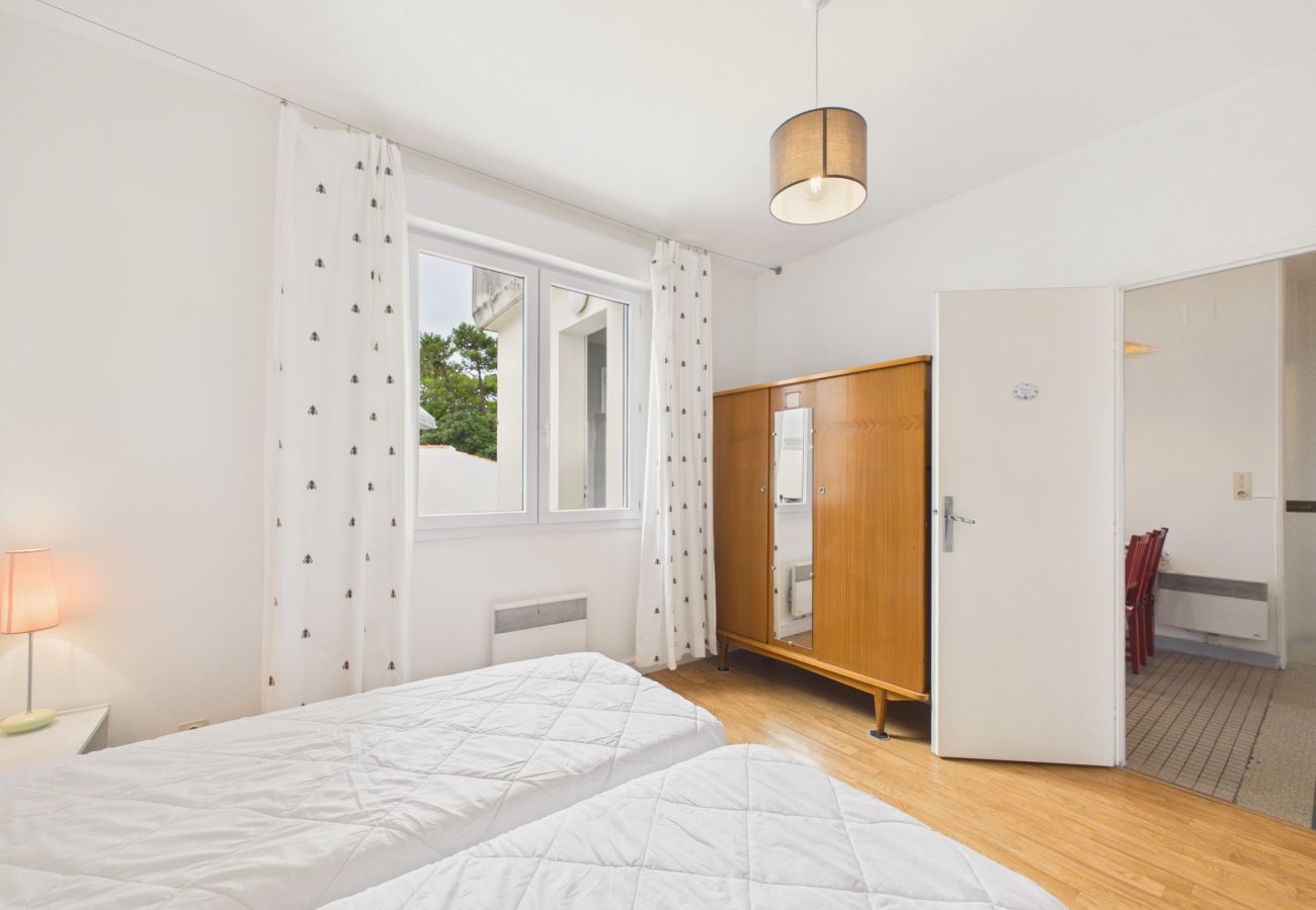 Appartement à Longeville-sur-Mer - Plage à 100m, appartement avec terrasse pour 4