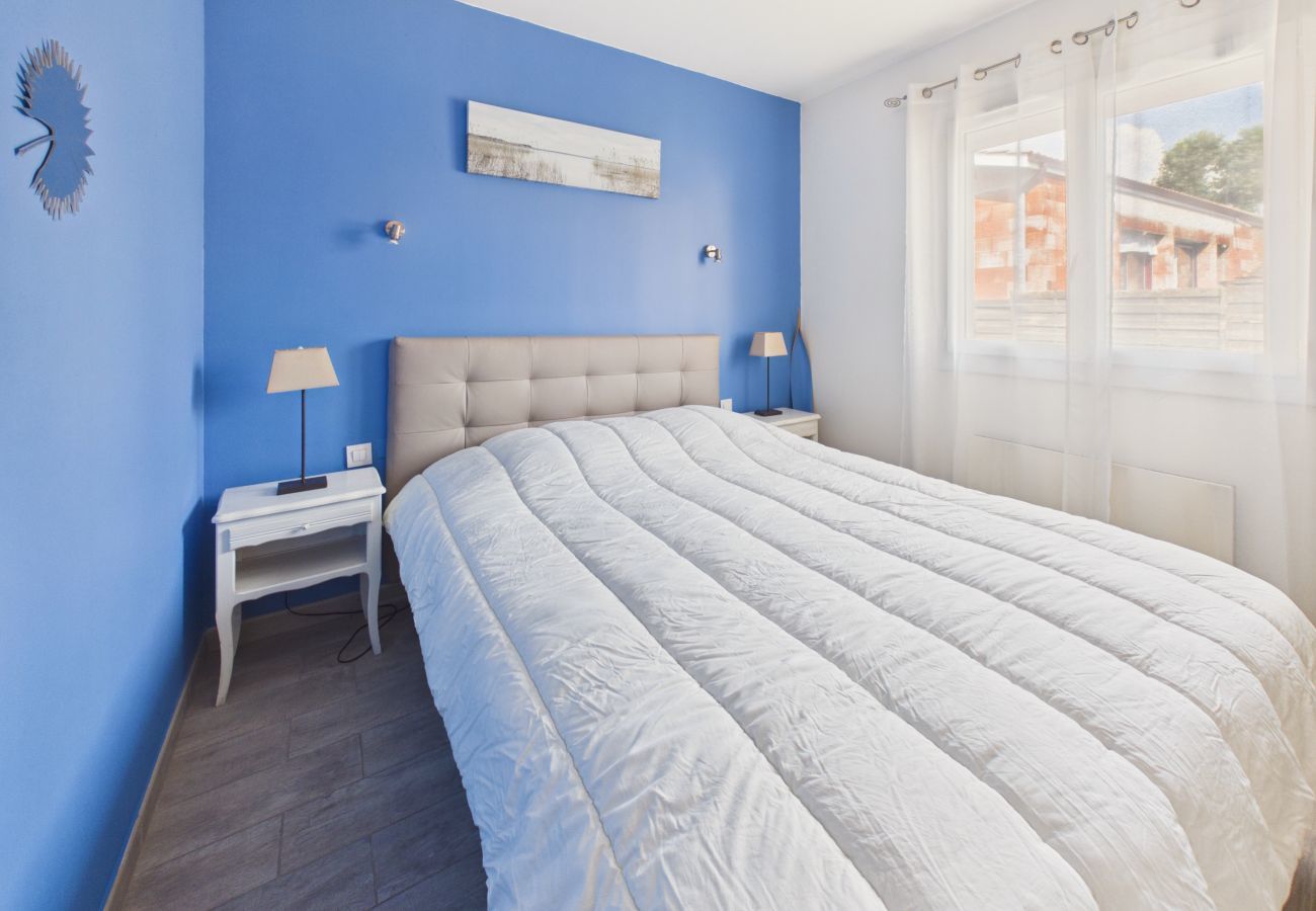 Maison à Arès - Maison avec jardin - bbq pour 2 adultes/2enfants