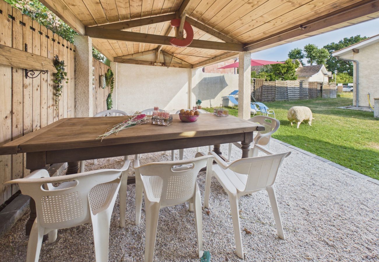 Maison à Arès - Maison avec jardin - bbq pour 2 adultes/2enfants