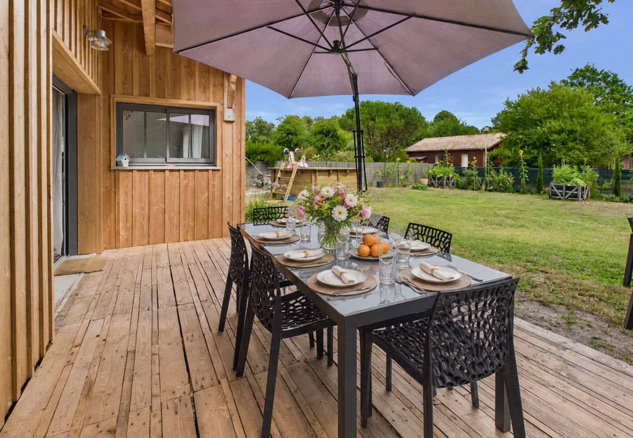 Maison à Lanton - Piscine, jardin & jeux enfants – Maison pour 6 pers