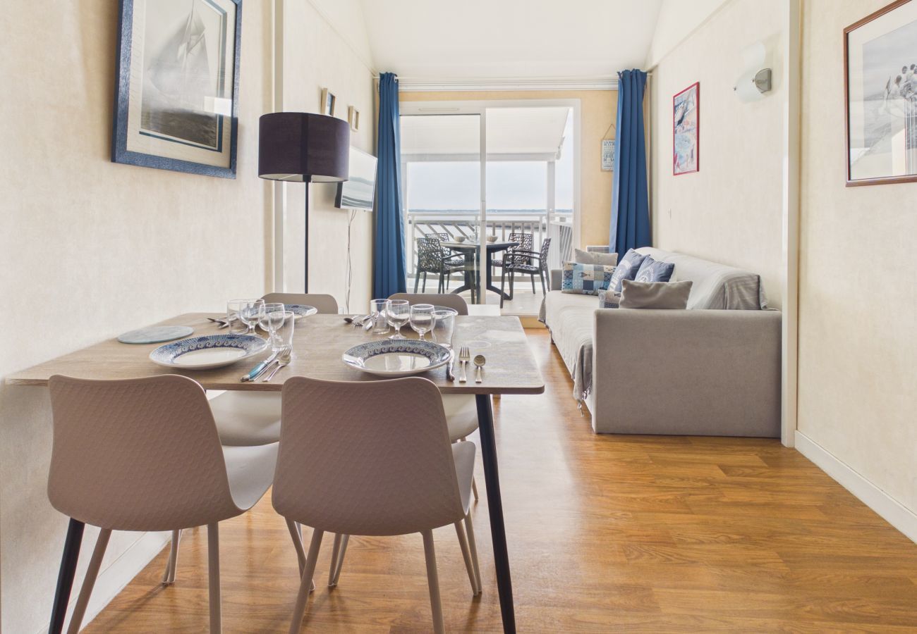 Appartement à Le Croisic - Appartement pour 2 vue mer & piscine 