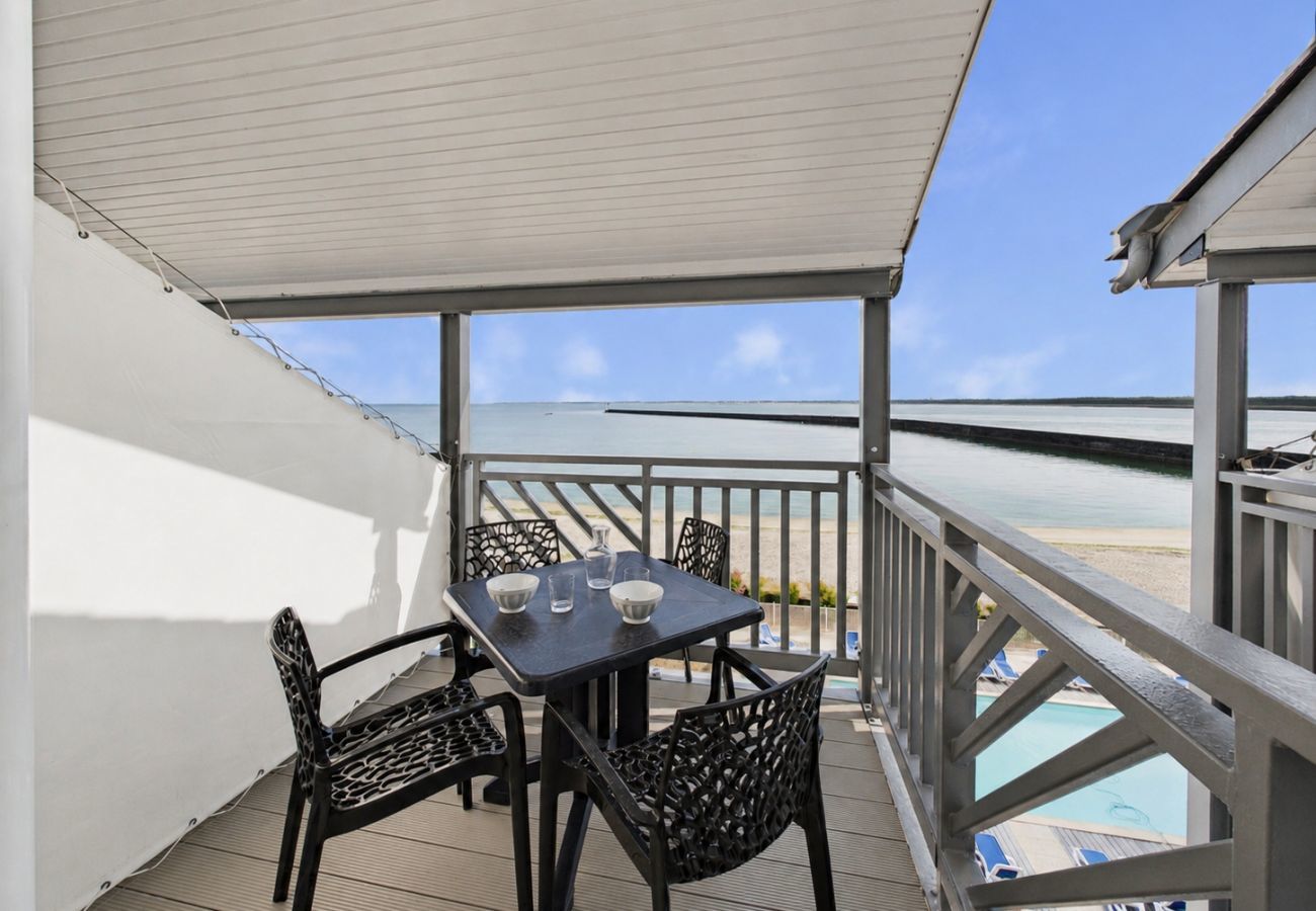 Appartement à Le Croisic - Appartement pour 2 vue mer & piscine 