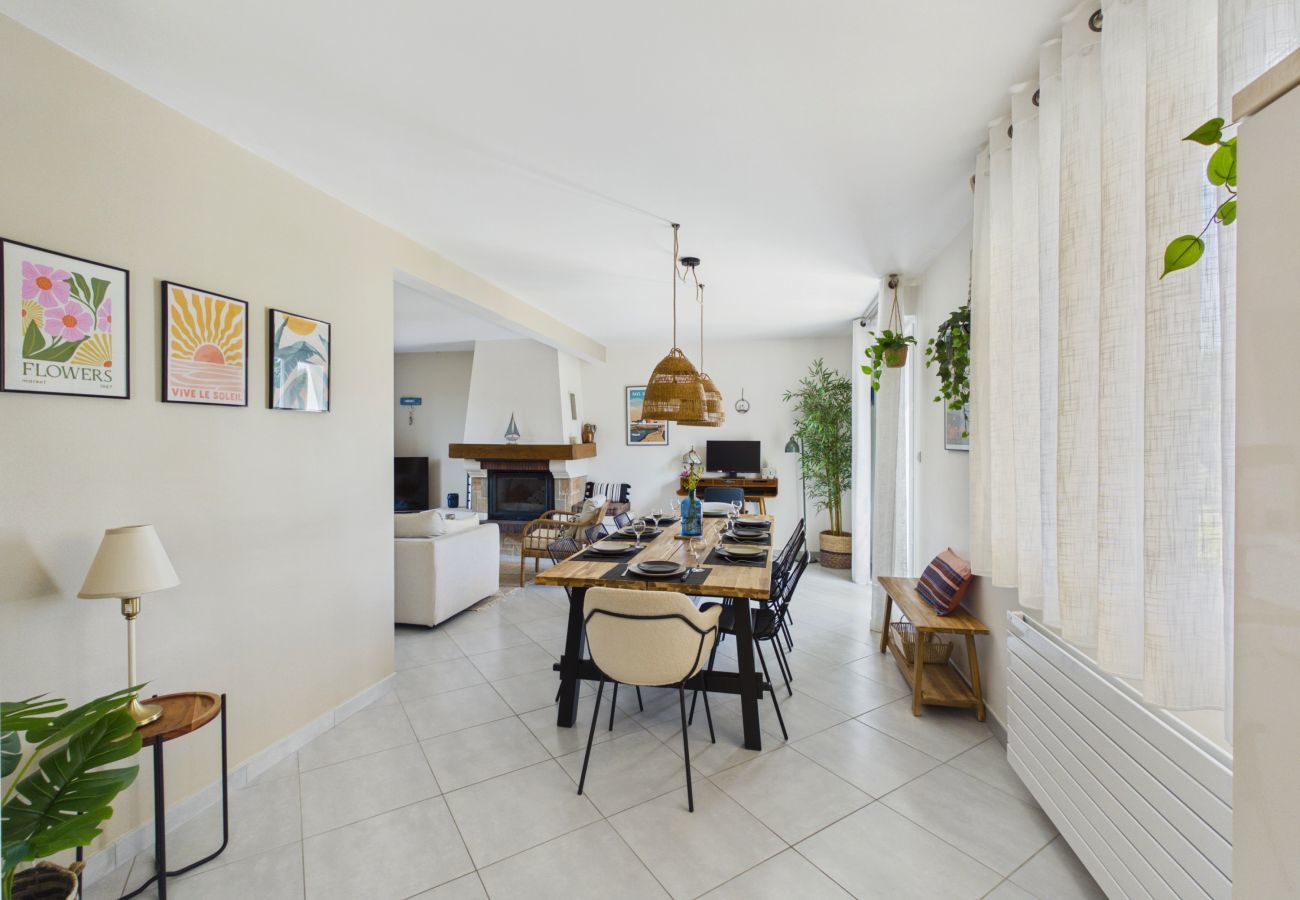 Maison à Tréméoc - Maison élégante avec jardin clos - 8 pers