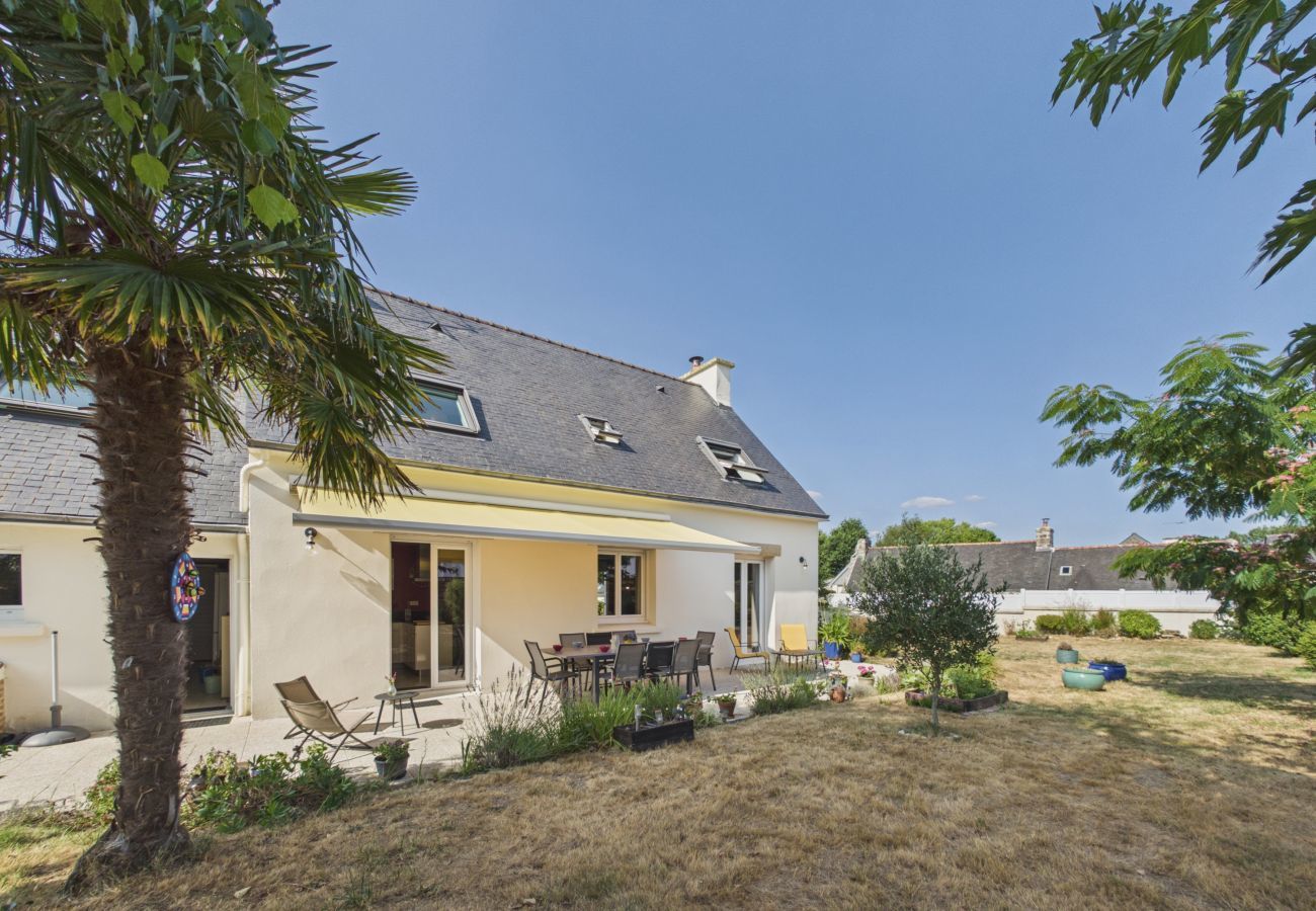 Maison à Tréméoc - Maison élégante avec jardin clos - 8 pers