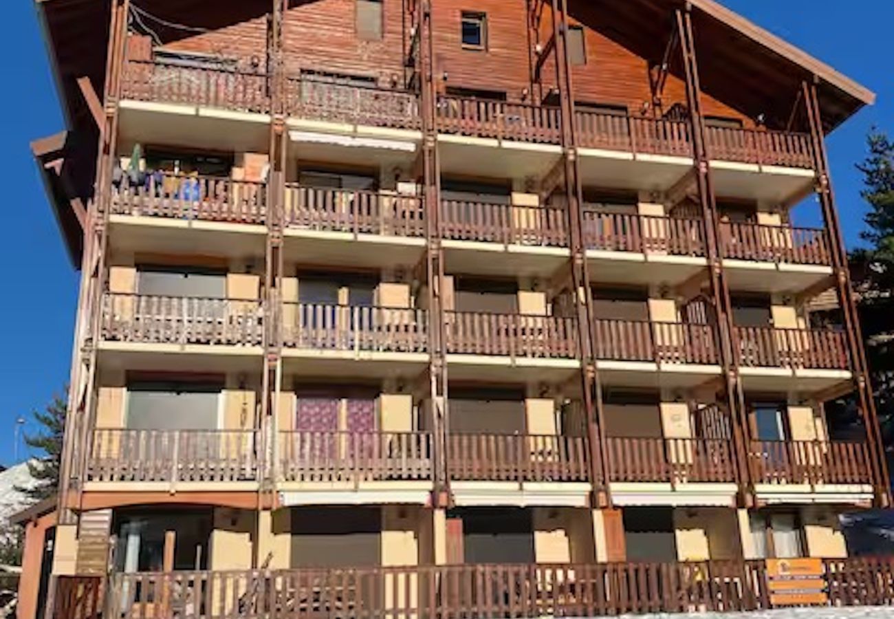 Appartement à Le Dévoluy - Face aux pistes, appart 6 pers avec terrasse