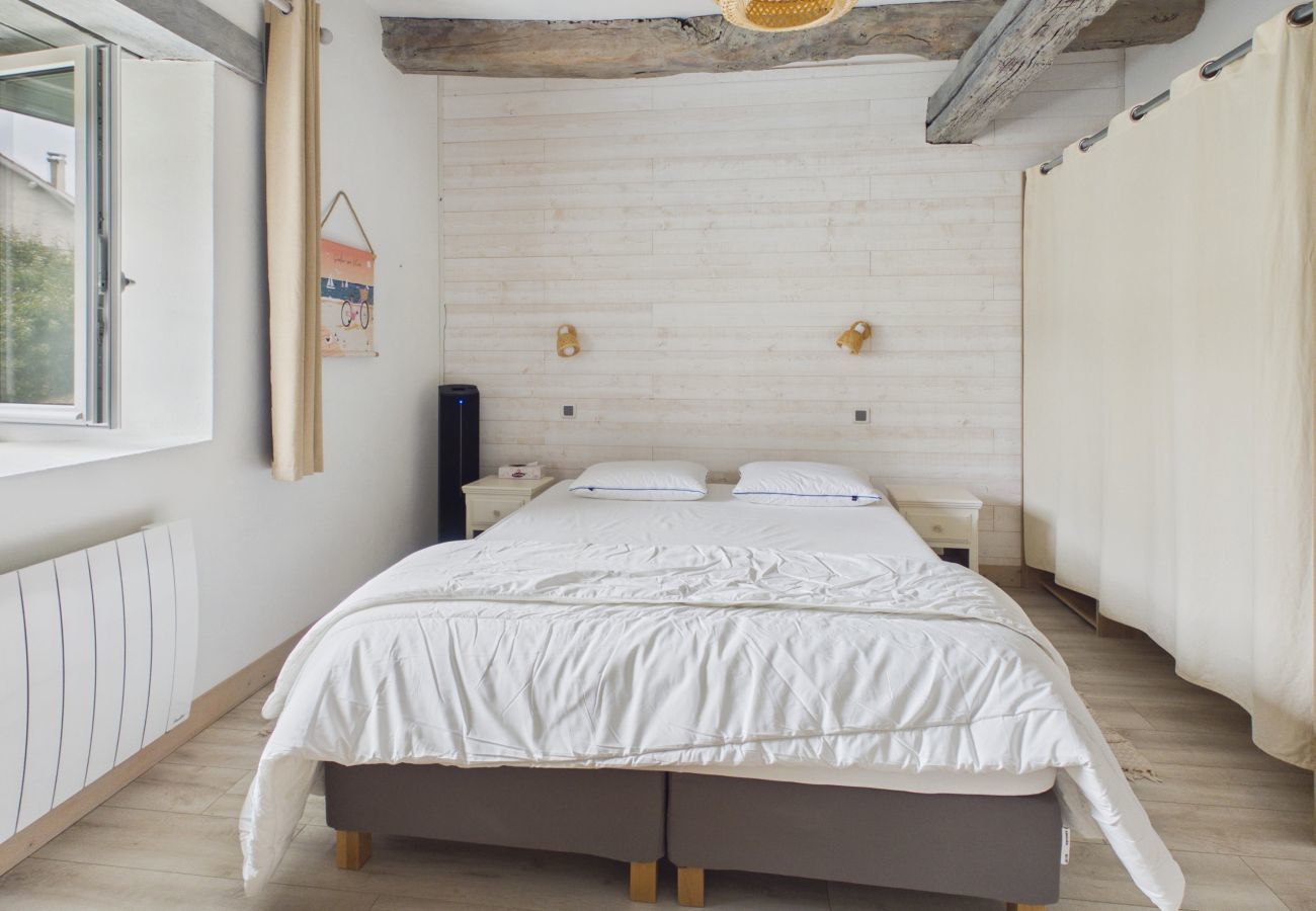Maison à La Bachellerie - Maison 8 pers avec piscine chauffée