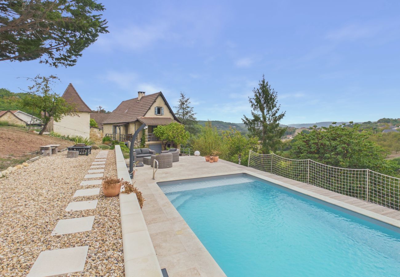 Maison à La Bachellerie - Maison 8 pers avec piscine chauffée